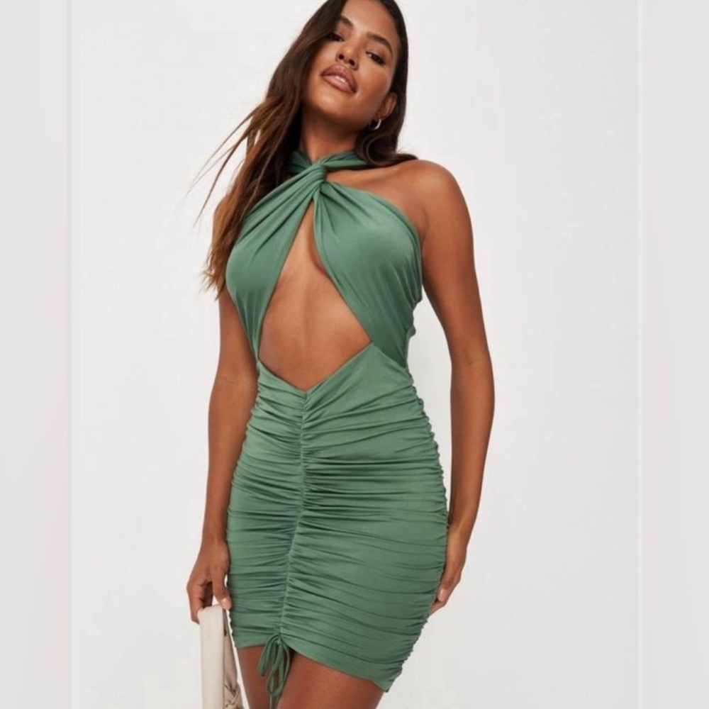 ✨NWT✨ Missguided Sexy Ruched Khaki Dress✨